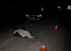 Под Новочеркасском иномарка насмерть сбила пешехода