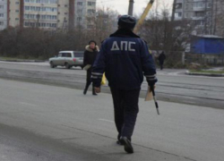 Внимание сотрудников ГИБДД привлекли пешеходы