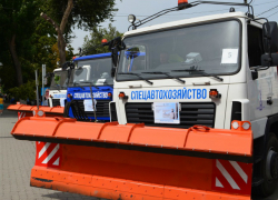 Новочеркасск получил новую коммунальную технику