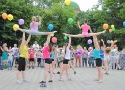 В Новочеркасске для детей приготовили множество мероприятий и сюрпризов