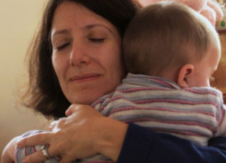 Новочеркасцам помогут усыновить ребенка