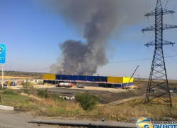 В Новочеркасске произошел крупный ландшафтный пожар в районе Донского