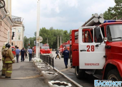 В новочеркасском Суворовском училище тушили учебный пожар