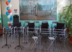 В Новочеркасске открыли пункт проката костылей, ходунков и колясок 