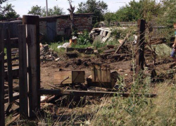 В жилой дом в российском Донецке со стороны Украины попал снаряд - один погиб, трое ранены