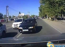 Автолюбители Новочеркасска продолжают просить власти решить проблему пробок на Трамвайной