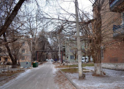 В Новочеркасске жители Соцгорода пытаются самостоятельно наладить уличное освещение