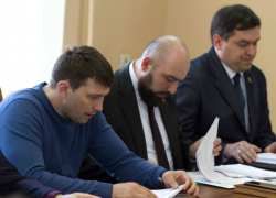 Новочеркасские депутаты отказались от идеи согласования замов сити-менеджера с Гордумой