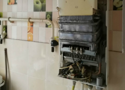 Причиной смерти молодой матери и двоих детей в Новочеркасске называют самовольный ремонт газовой колонки