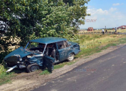 Не поделившие перекресток под Новочеркасском водители попали в больницу