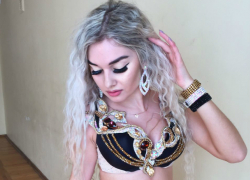 Сексуальный танец блондинки из Новочеркасска на всероссийском фестивале сняли на видео
