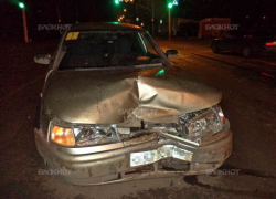 В Новочеркасске водитель-новичок «испытал на прочность» только что купленный ВАЗ-2112