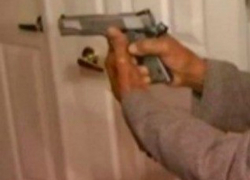 Разъяренный новочеркасец стрелял в собственного сына, пока у него не кончились патроны