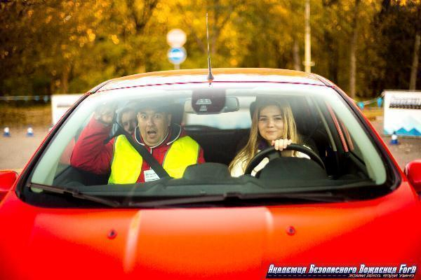 Улучшить навыки вождения в Новочеркасске можно бесплатно