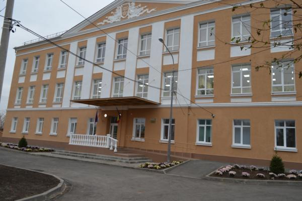 Новочеркасская школа номер два вернулась к работе