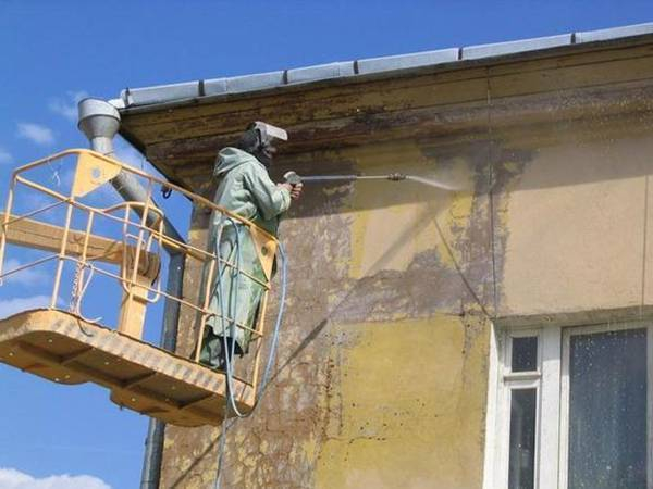 В Новочеркасске в этом году проведут капитальный ремонт восьми многоквартирных домов