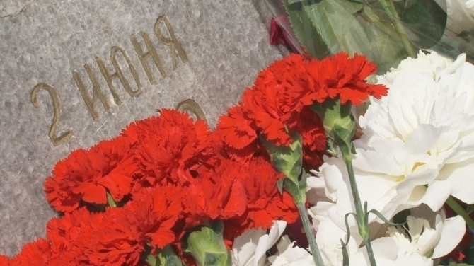 В Новочеркасске у «камня на крови» вспомнили жертв расстрела 1962 года