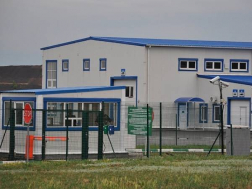 В Ростовской области с территории Украины снова обстреляли таможенные посты