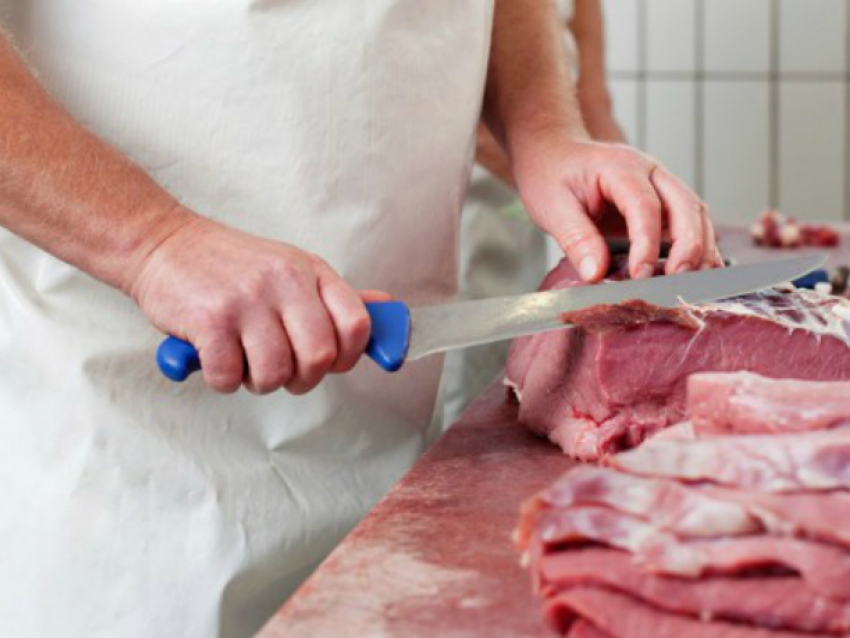 Десять килограммов говядины без документов нашли у поставщика в Новочеркасске