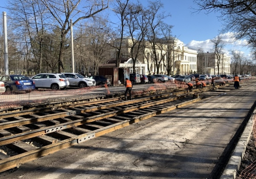 Власти Новочеркасска пригрозили увольнениями за срыв сроков окончания ремонта трамвайных путей