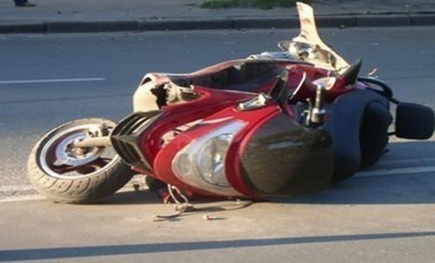 В Новочеркасске «пятнашка» сбила 70-летнего пенсионера на скутере