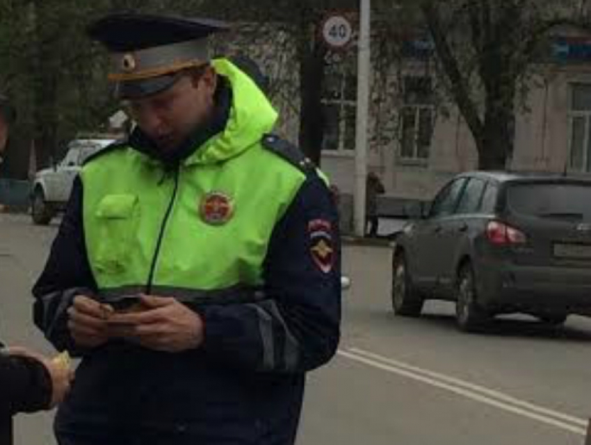 Сотрудник ДПС Новочеркасска поймали 16 пьяных воителей за минувшую неделю