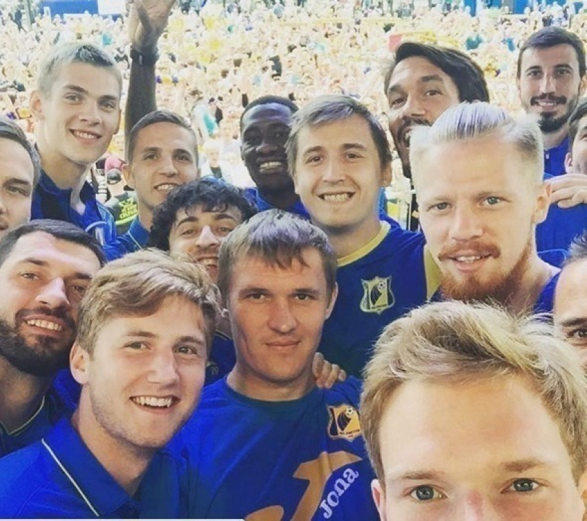 Футбольный клуб «Ростов» сыграет в плей-офф Лиги Чемпионов с голландским «Аяксом»