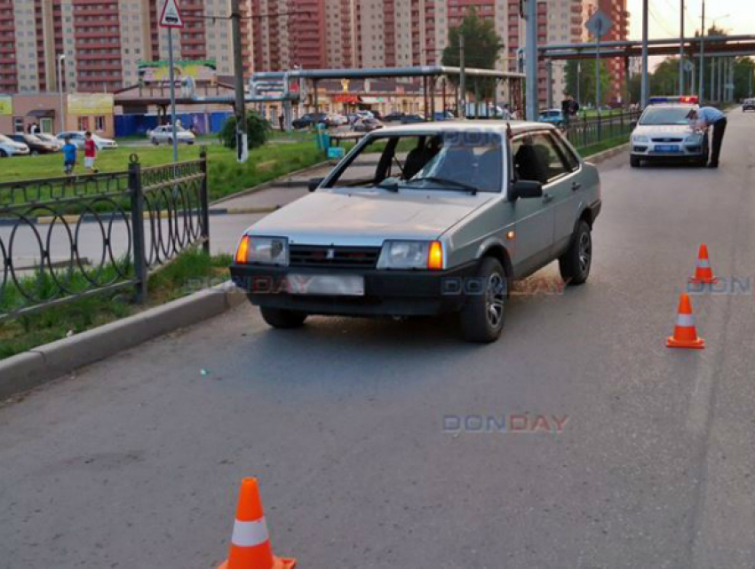 Выбежавший на дорогу парень 65 метров проехал на капоте «девяносто девятой» в Новочеркасске