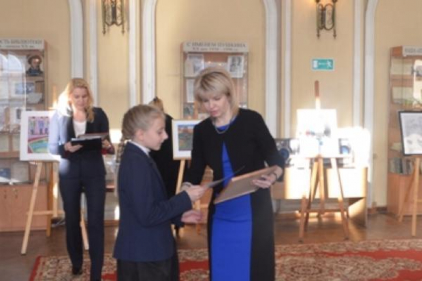 В Новочеркасске подвели итоги конкурса творческих работ, посвященных героям России