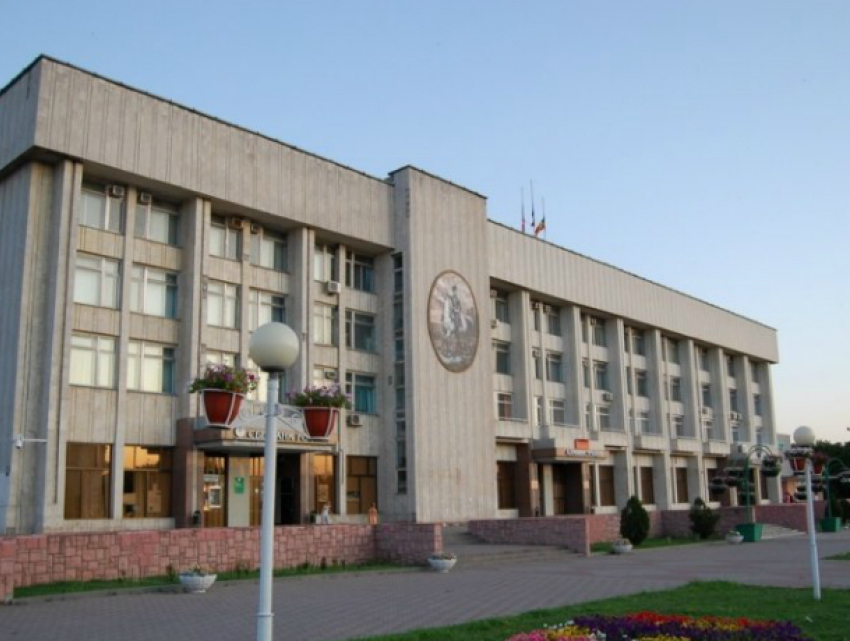 На должность главы администрации Новочеркасска претендуют девять человек