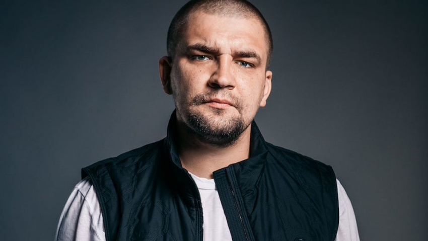 Баста пригласил иностранцев на День города в Ростов и пообещал и пообещал зажечь на сцене