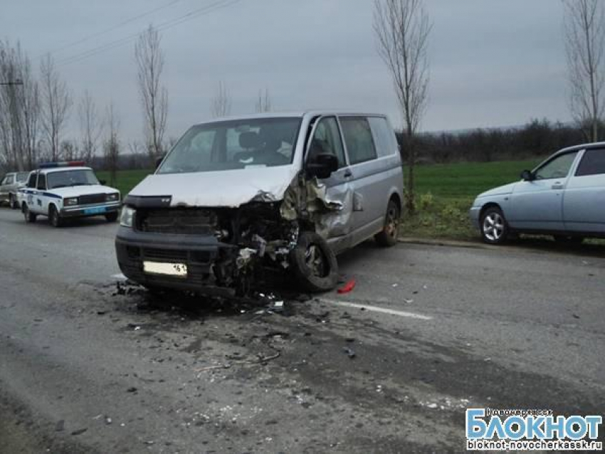 На трассе Аксай-Новочеркасск в лобовом столкновении погиб водитель ВАЗа