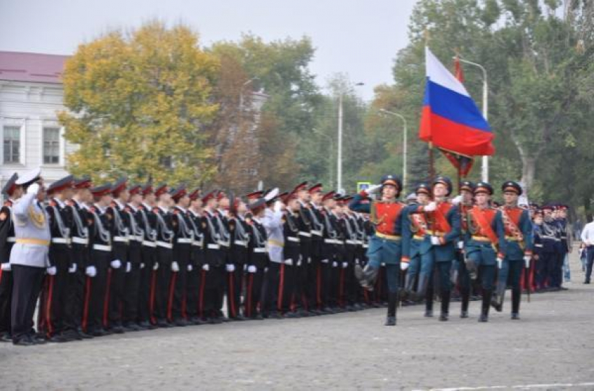 25-летие суворовского военного училища МВД России отметили в Новочеркасске