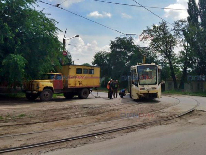 Непокорный трамвайный вагон № 205 вновь пытался «сбежать» из Новочеркасска