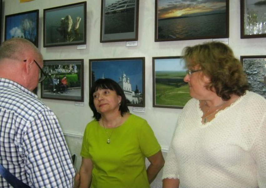 В Новочеркасске открылась дебютная выставка инженера на пенсии
