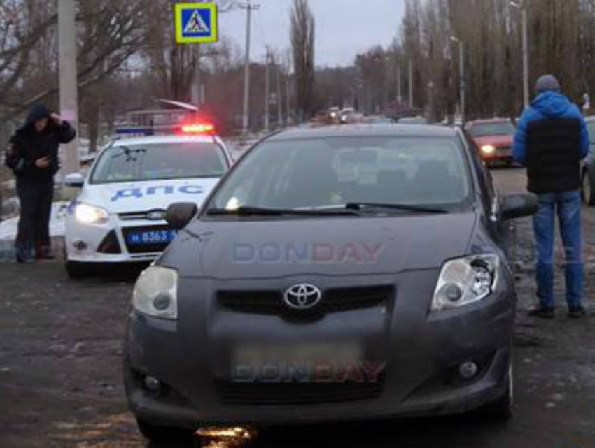 Иномарка сбила девятилетнюю девочку возле пешеходного перехода в Новочеркасске