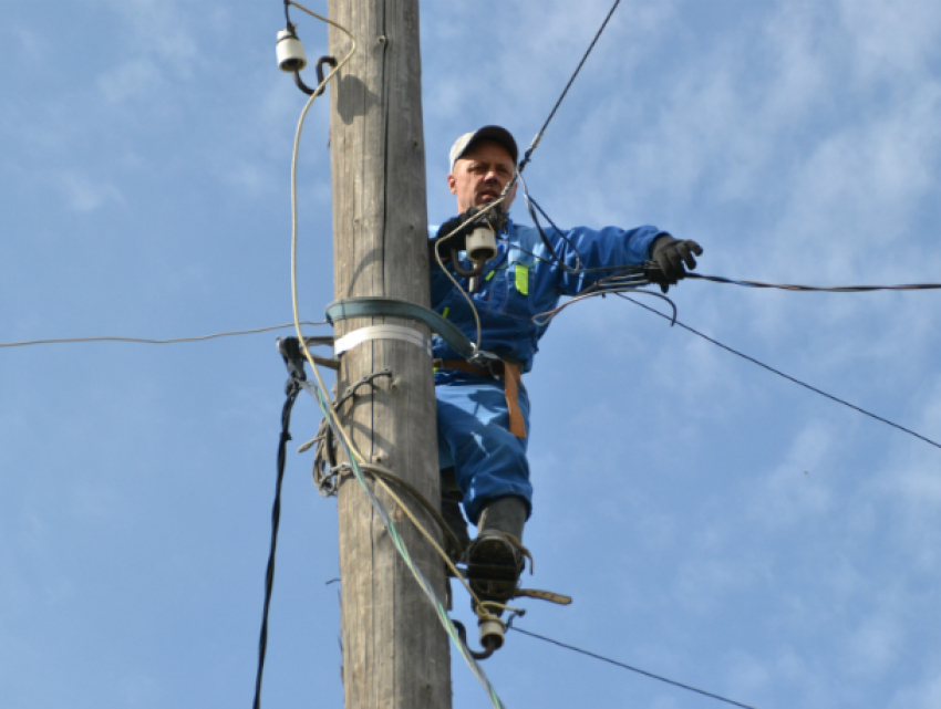 Электричество отключат на Аксайской, Комитетской и других улицах Новочеркасска