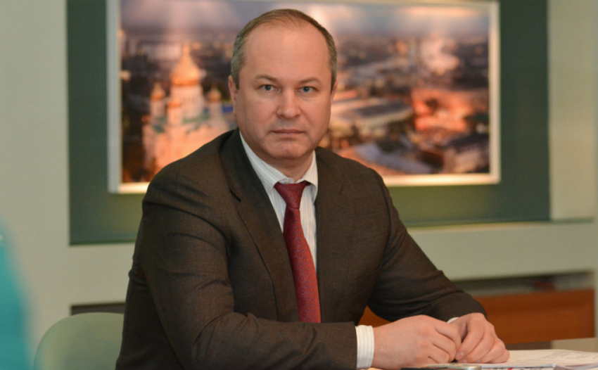 Бывший глава администрации Ростова Виталий Кушнарев сдал документы в избирком