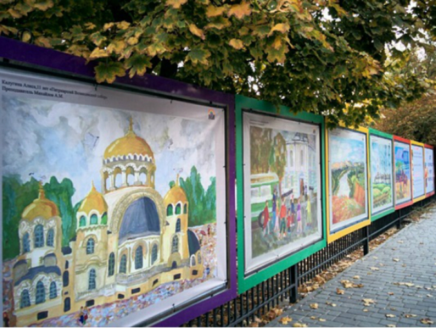 Первая детская галерея на свежем воздухе открылась в Новочеркасске