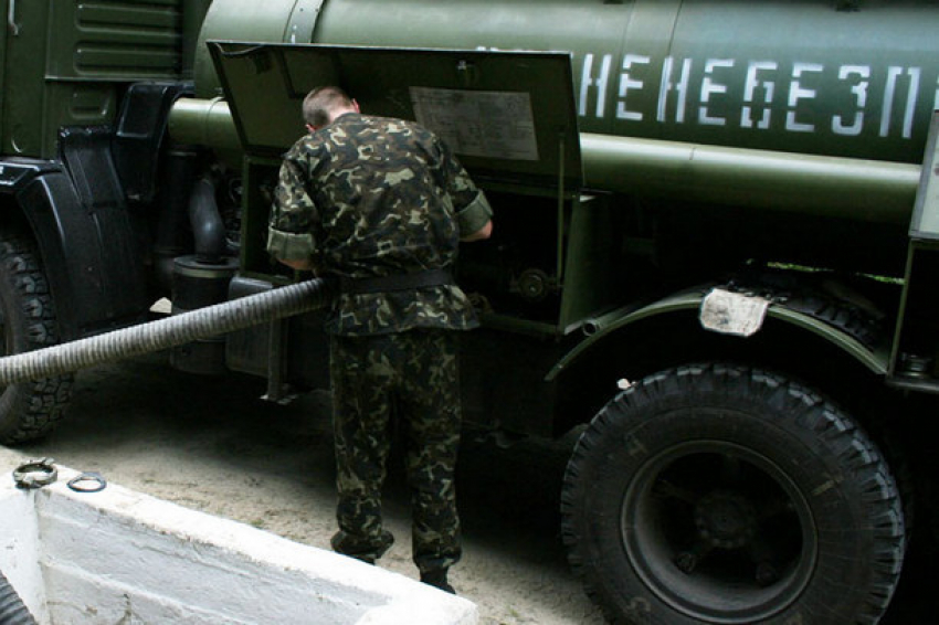 В Новочеркасске военнослужащий заплатит штраф за кражу горюче-смазочных материалов