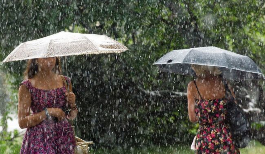 В Новочеркасске дождь с грозой сменит жаркое июльское солнце
