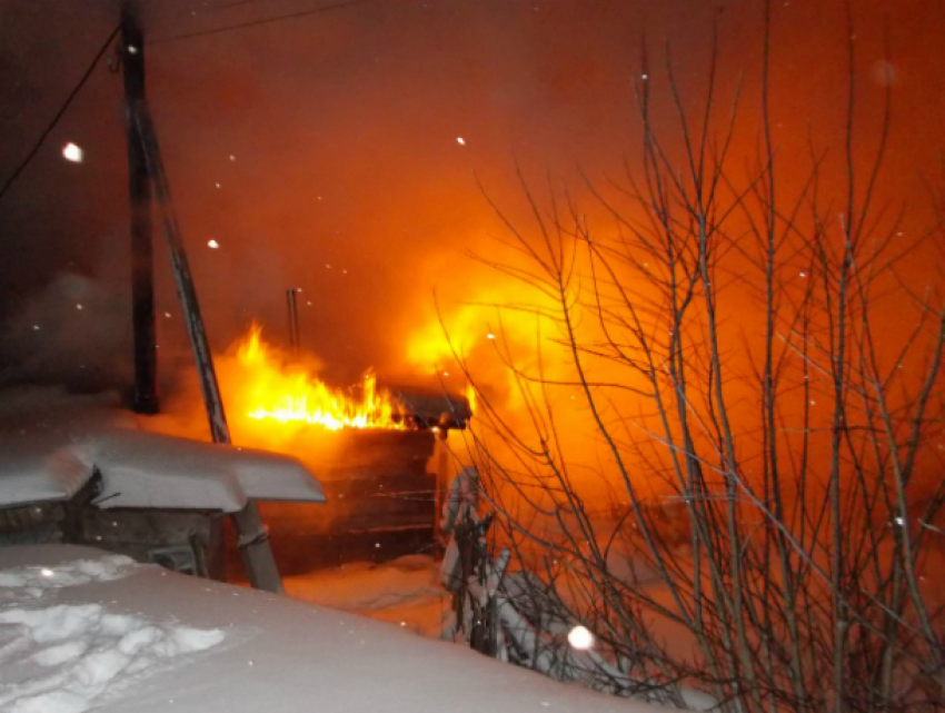 В пожаре на улице Транспортной в Новочеркасске погиб один человек