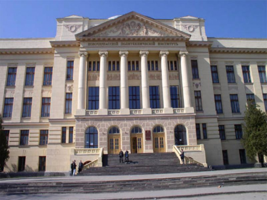 В нашу рубрику «Народный репортер» пришло поздравление доцента кафедры НПИ 