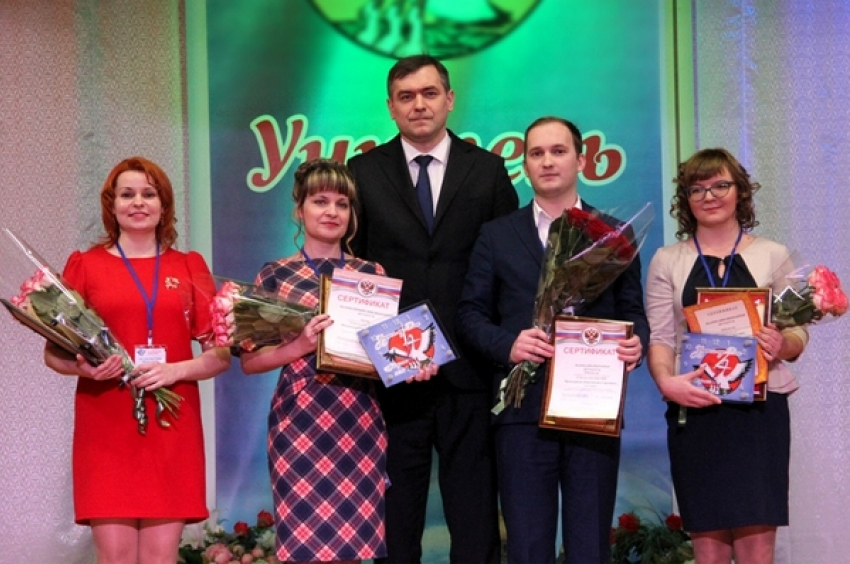 В Новочеркасске лучшим учителем года стал физик из 5-й школы