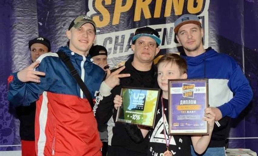 Танцоры из Новочеркасска стали призерами чемпионата по «брейкингу»