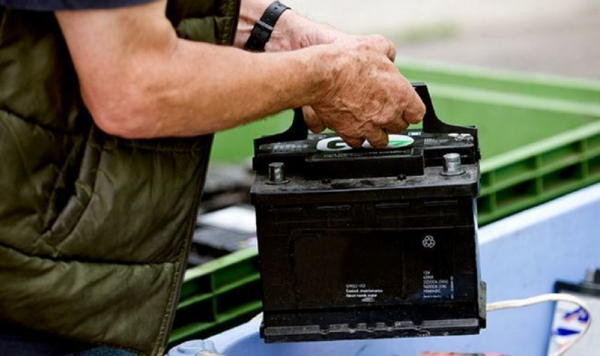 Житель Новочеркасска пойдет под суд за серию краж аккумуляторов