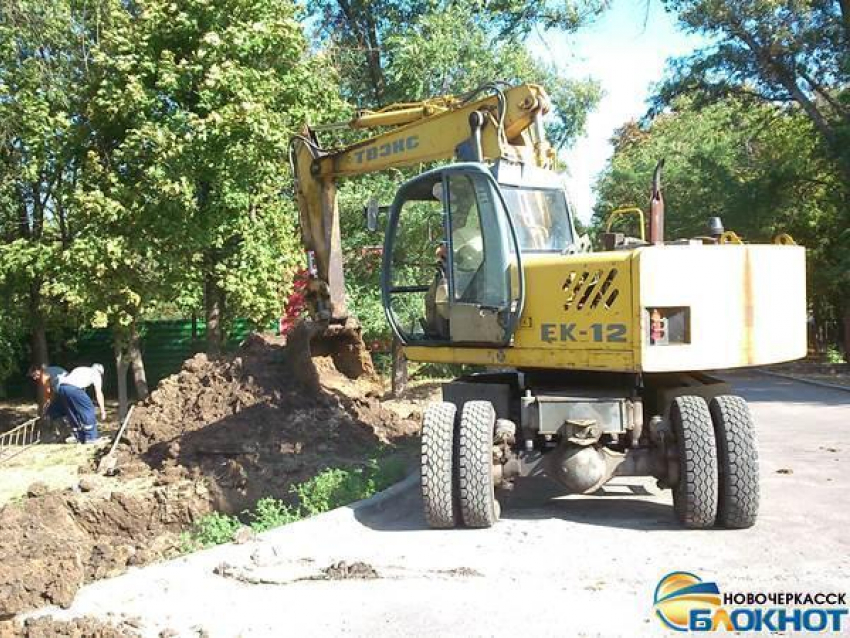 Треть Новочеркасска осталась без питьевой воды из-за прорыва на магистральном водопроводе