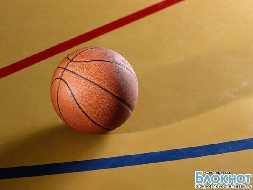 В Новочеркасске завершилась спартакиада по баскетболу среди школьников