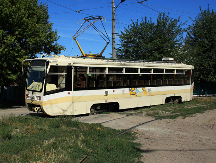 В Новочеркасске возобновили движение трамваев по маршруту № 1