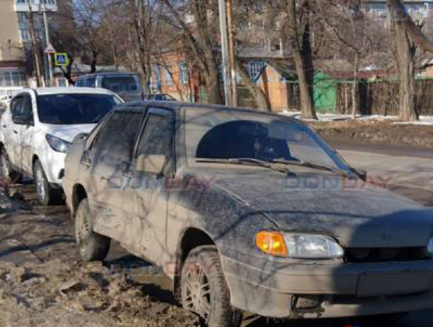 Поездка в такси окончилась в больнице для жительницы Новочеркасска